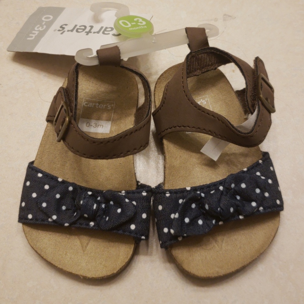 Brand new! Carters 0-3m polka dot Sandals